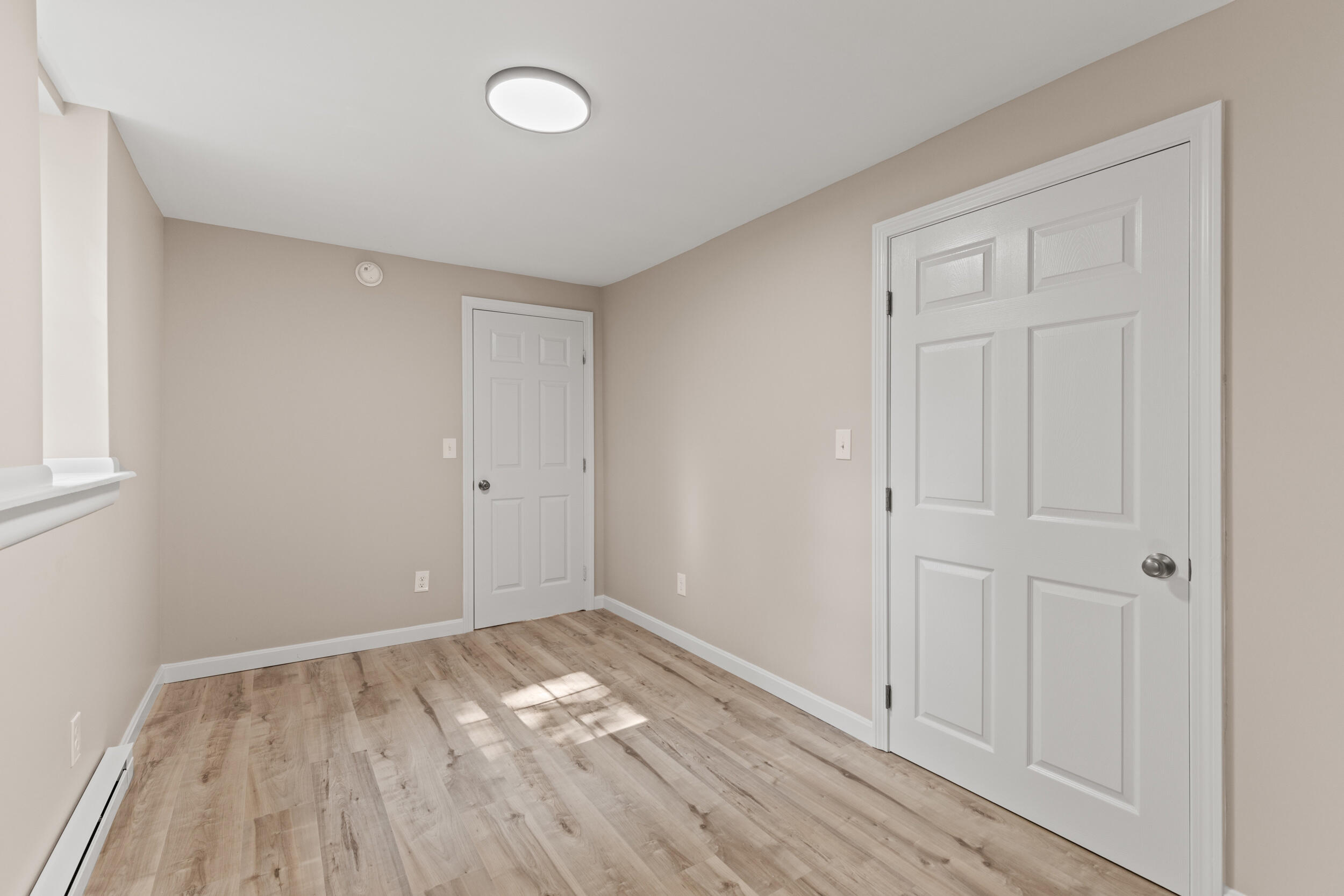 16 Tinker Lane Cumberland ME 04021