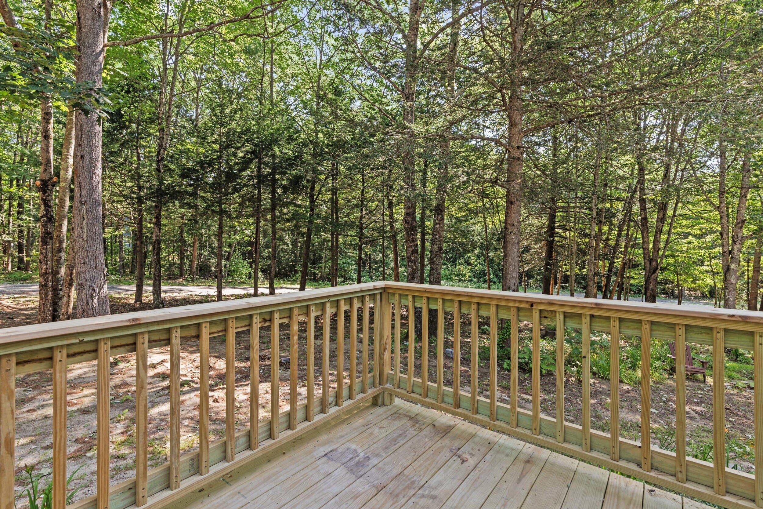 16 Tinker Lane Cumberland ME 04021