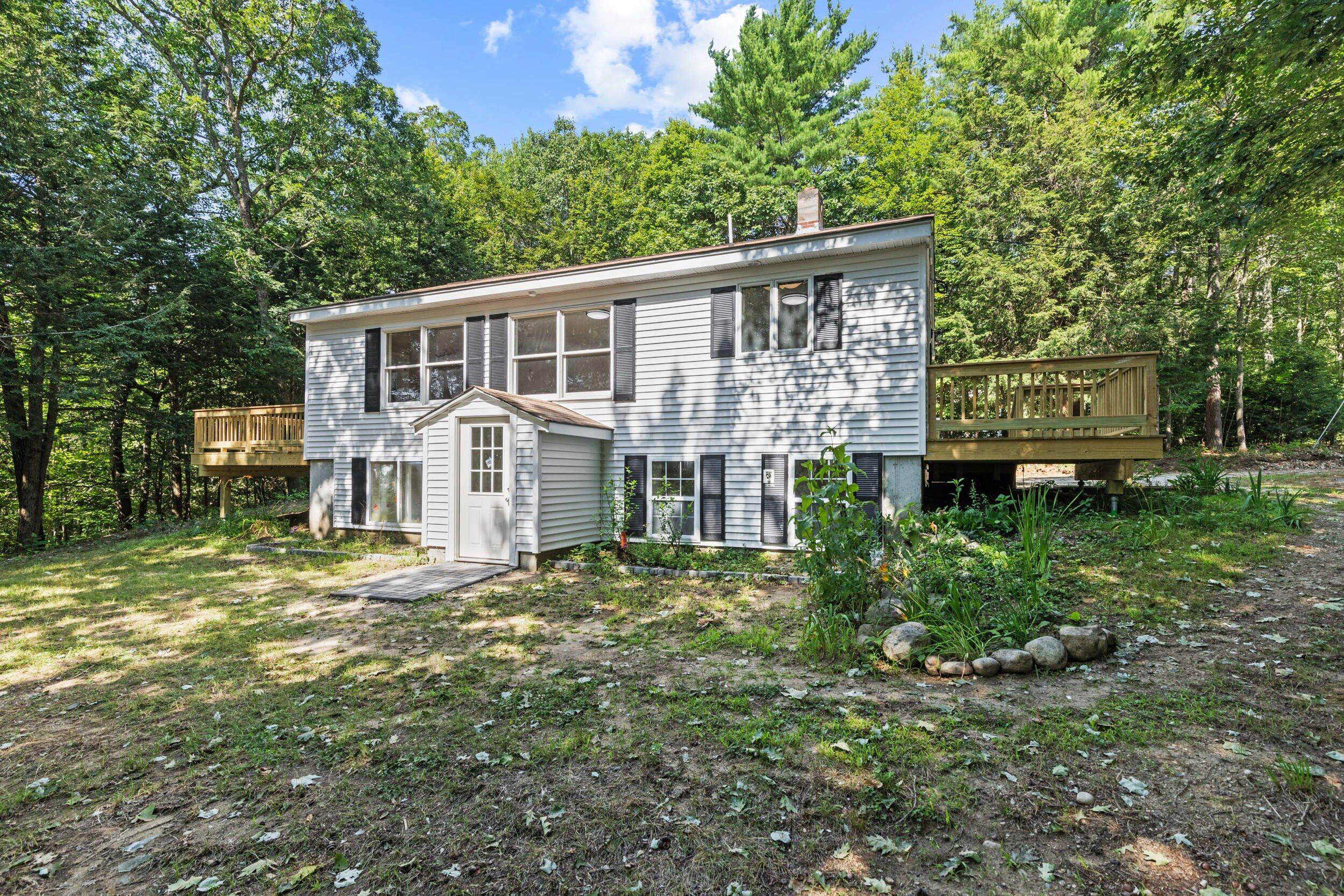 16 Tinker Lane Cumberland ME 04021