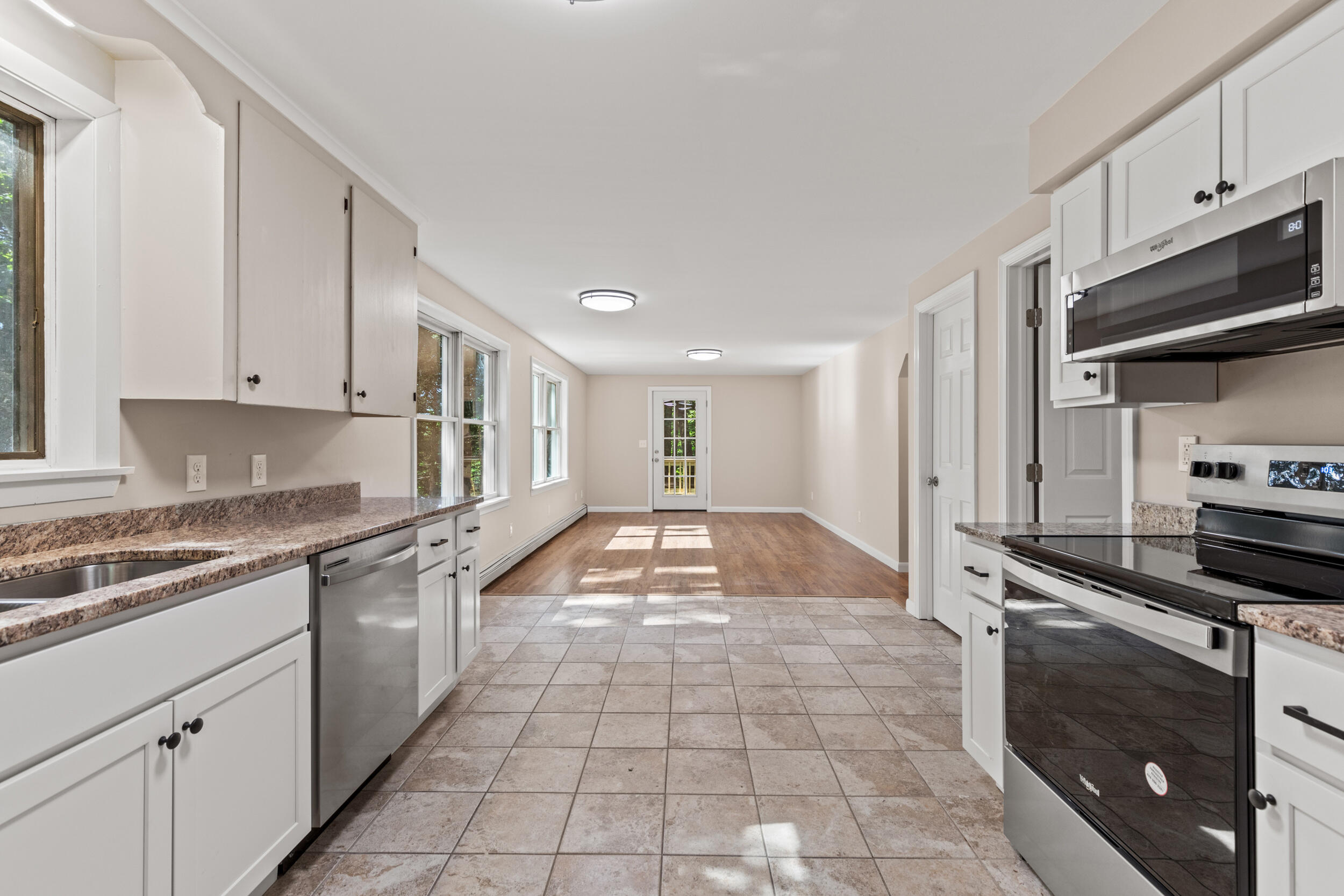 16 Tinker Lane Cumberland ME 04021