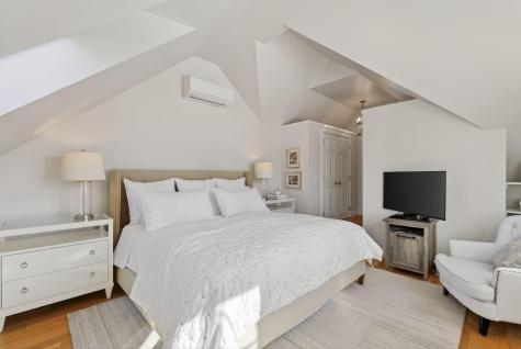 252 Foreside Road Falmouth ME 04105