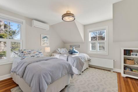 252 Foreside Road Falmouth ME 04105