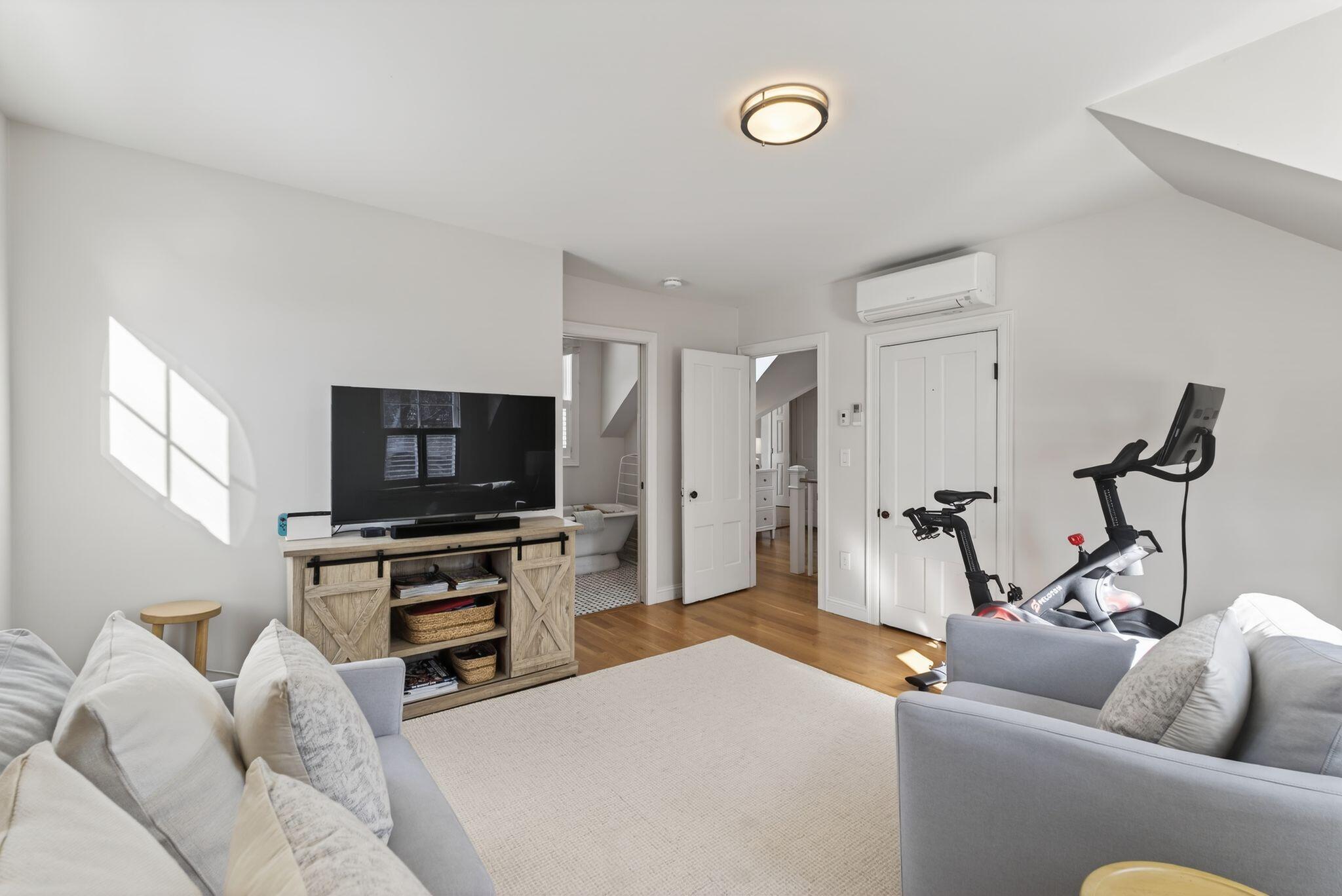 252 Foreside Road Falmouth ME 04105