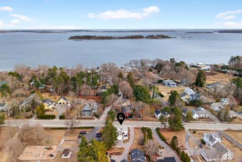 252 Foreside Road Falmouth ME 04105