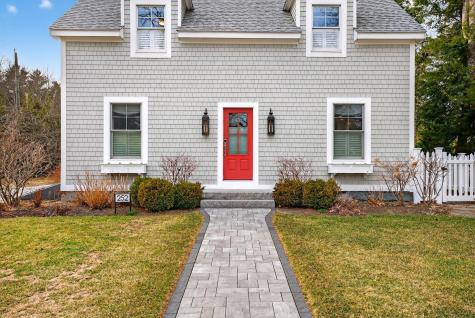 252 Foreside Road Falmouth ME 04105