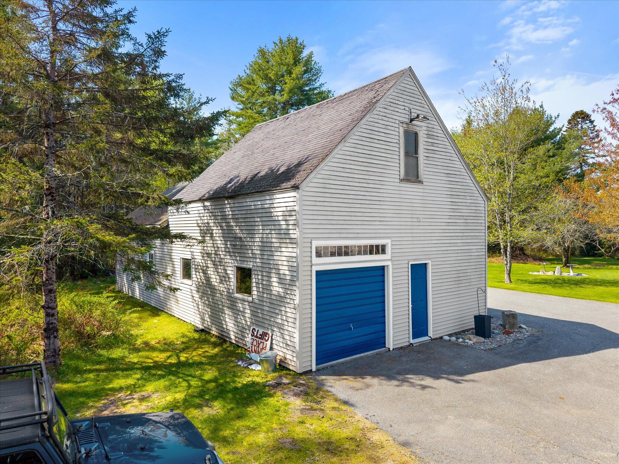 2103 Us Highway 1 Sullivan ME 04664