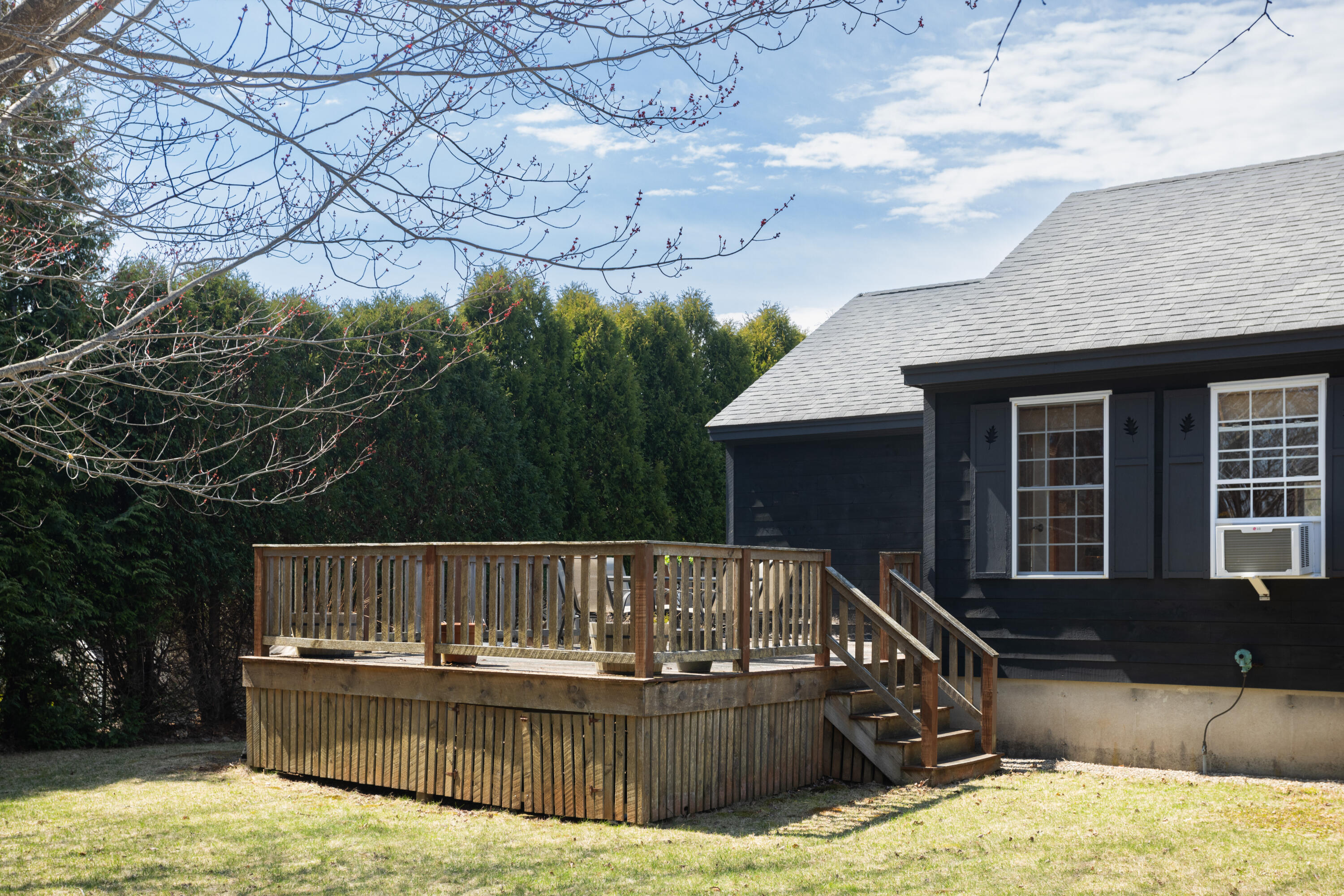 16 Fort Hill Ext Avenue York ME 03909