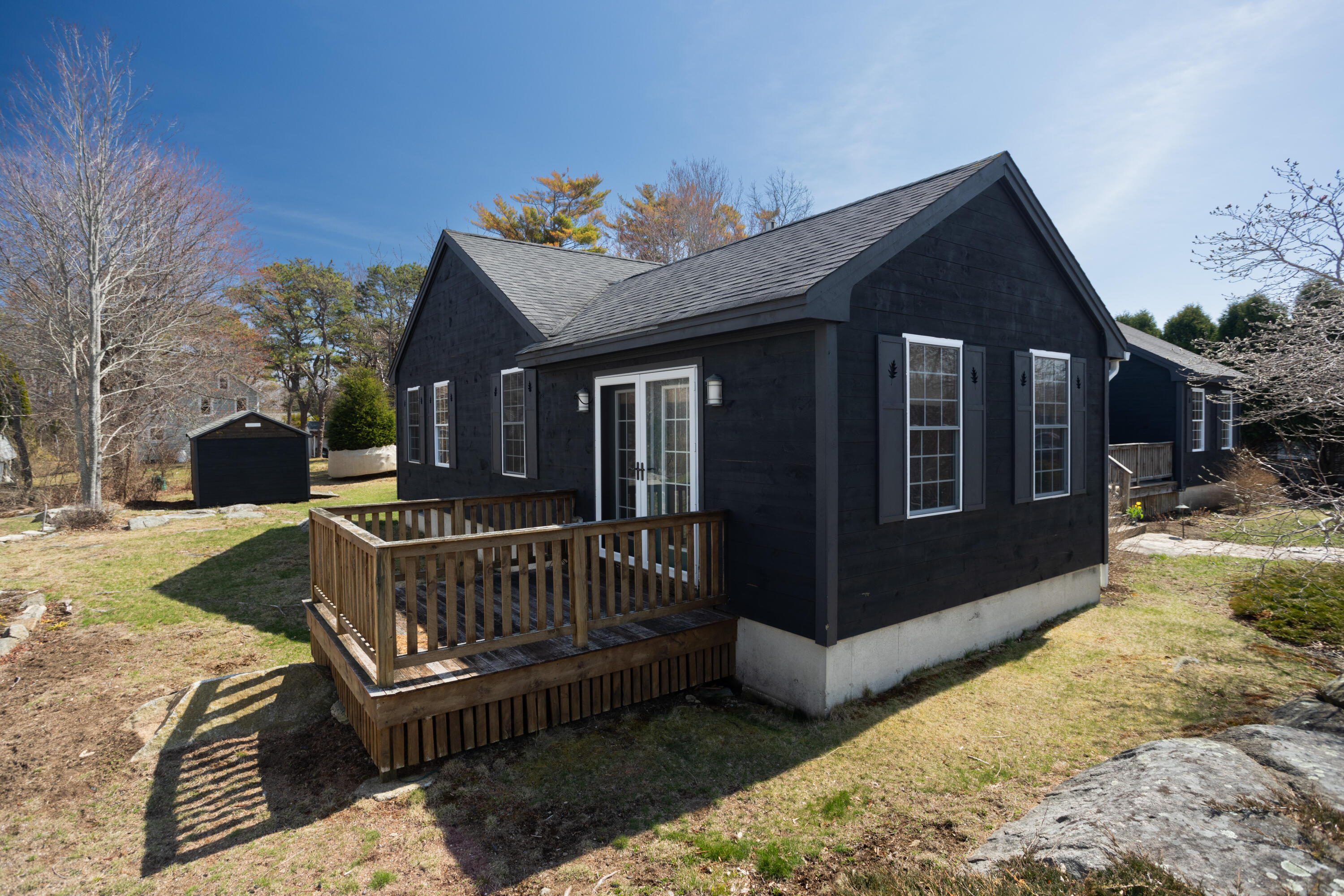 16 Fort Hill Ext Avenue York ME 03909