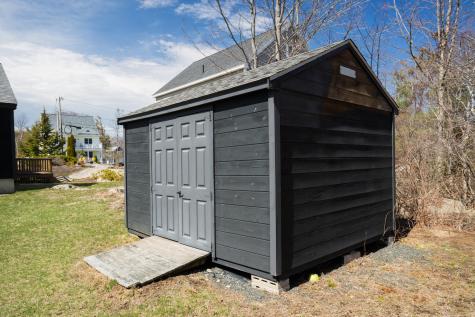 16 Fort Hill Ext Avenue York ME 03909