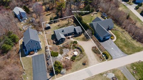 16 Fort Hill Ext Avenue York ME 03909