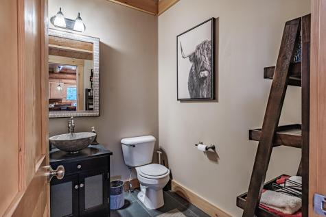 71 Vail Drive Newry ME 04261