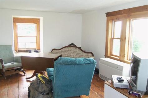 28 Sunset Ridge Lane Oxford ME 04270