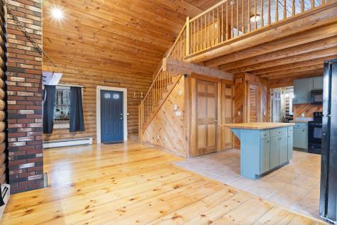 186 Falmouth Road Windham ME 04062