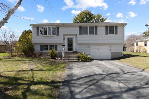 109 Rand Road Yarmouth ME 04096