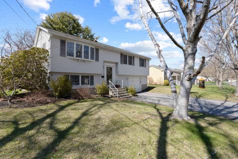 109 Rand Road Yarmouth ME 04096