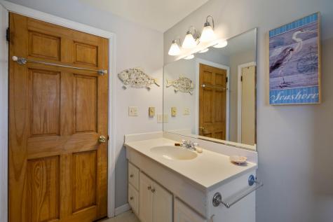 109 Rand Road Yarmouth ME 04096