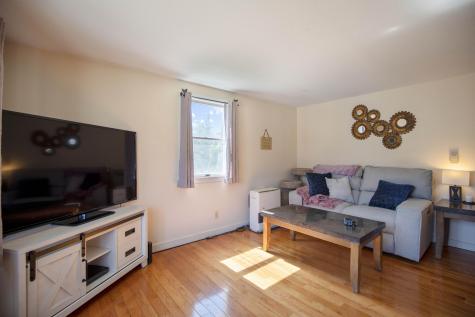 109 Rand Road Yarmouth ME 04096