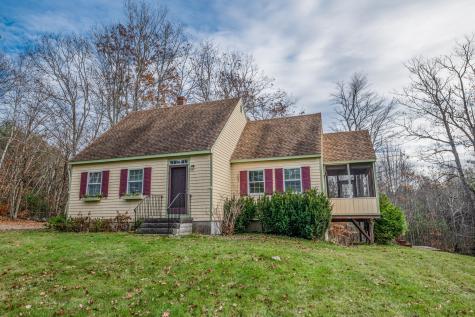 39 Senott Road Whitefield ME 04353