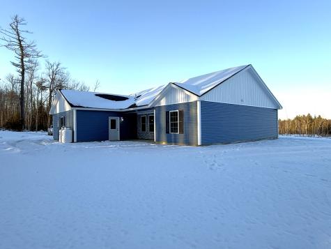 3 Elmwood Drive Windsor ME 04363