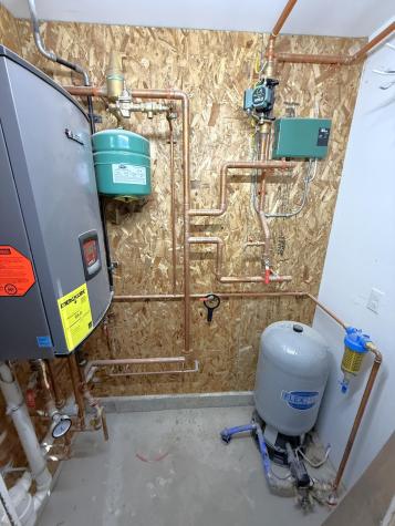 3 Elmwood Drive Windsor ME 04363