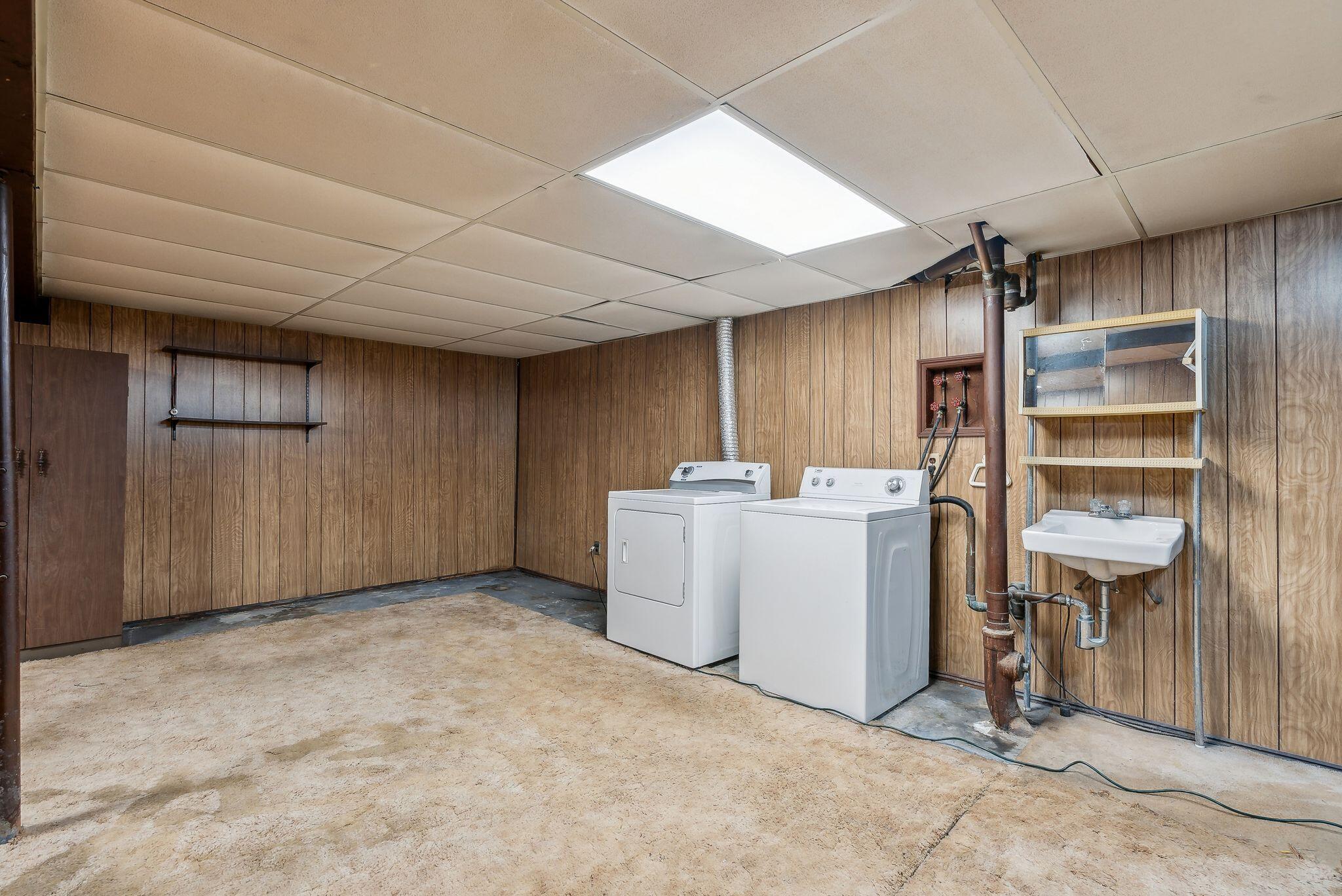 24 Irwin Street Lewiston ME 04240