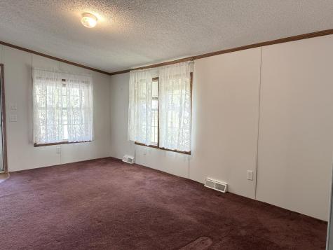 13 Rachel Drive Sanford ME 04073