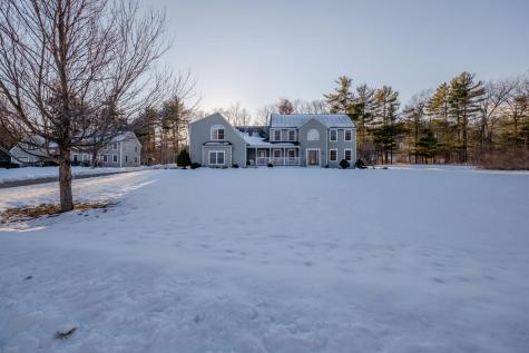 7 Forest View Drive Falmouth ME 04105