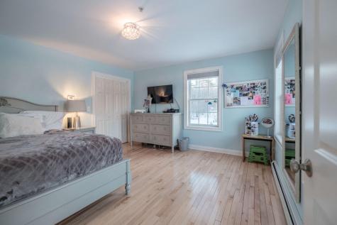 7 Forest View Drive Falmouth ME 04105