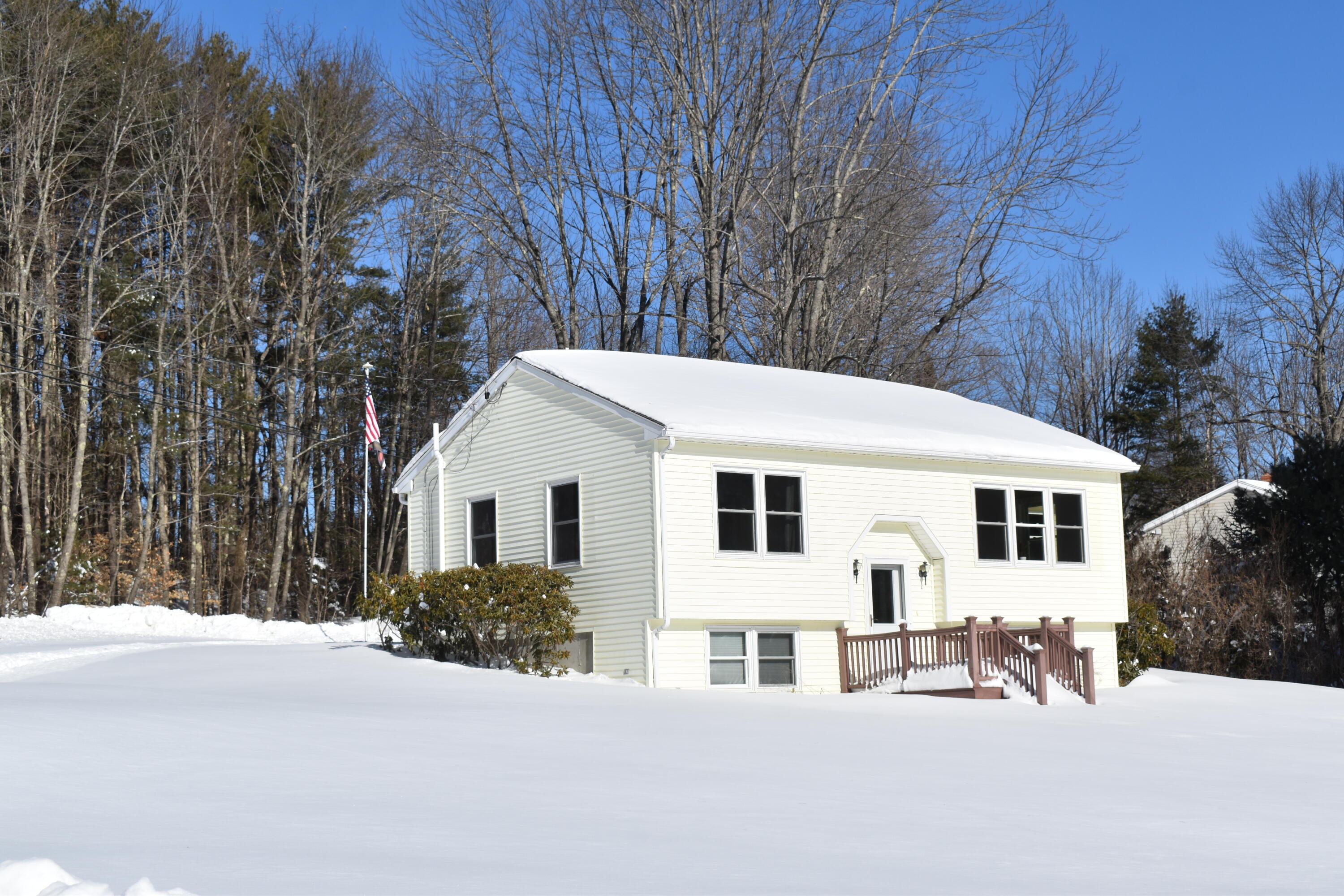 343 Nelson Road Chelsea ME 04330