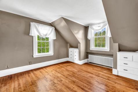 972 Western Avenue Manchester ME 04351