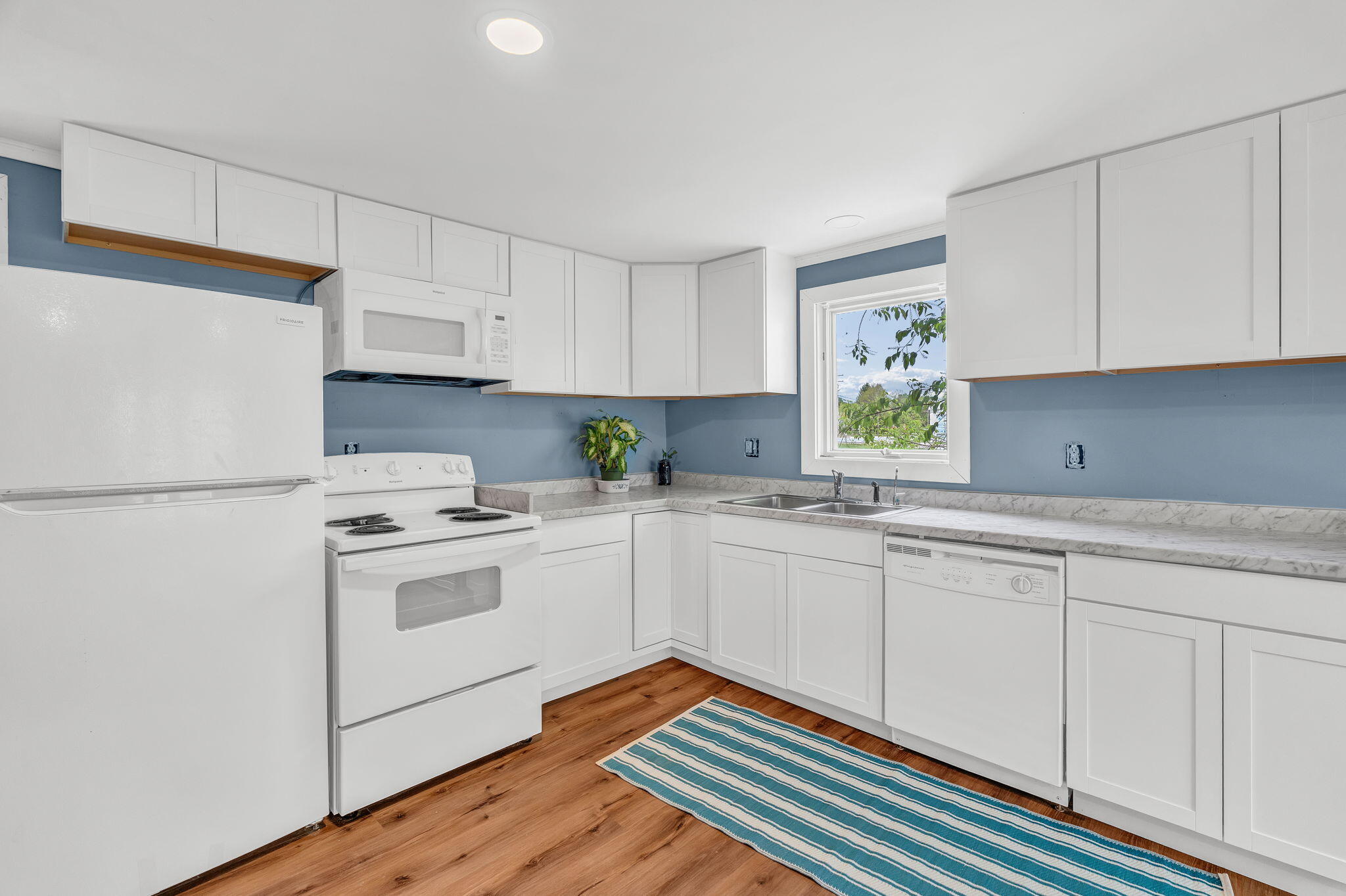 972 Western Avenue Manchester ME 04351