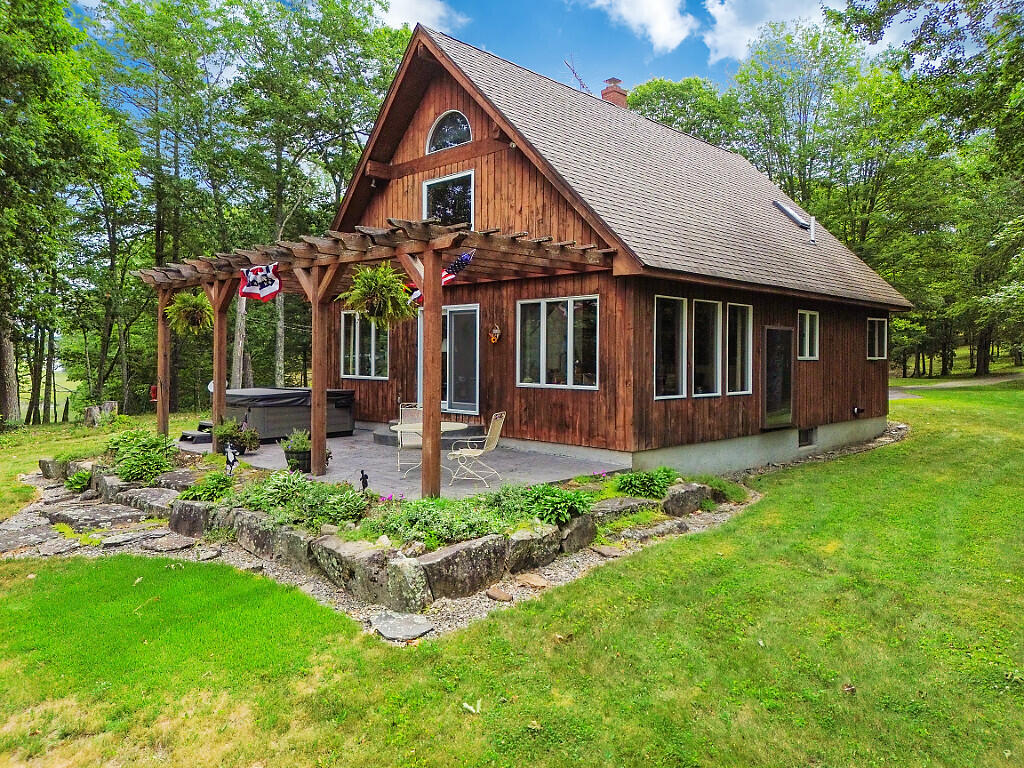 691 Middle Road Dresden ME 04342