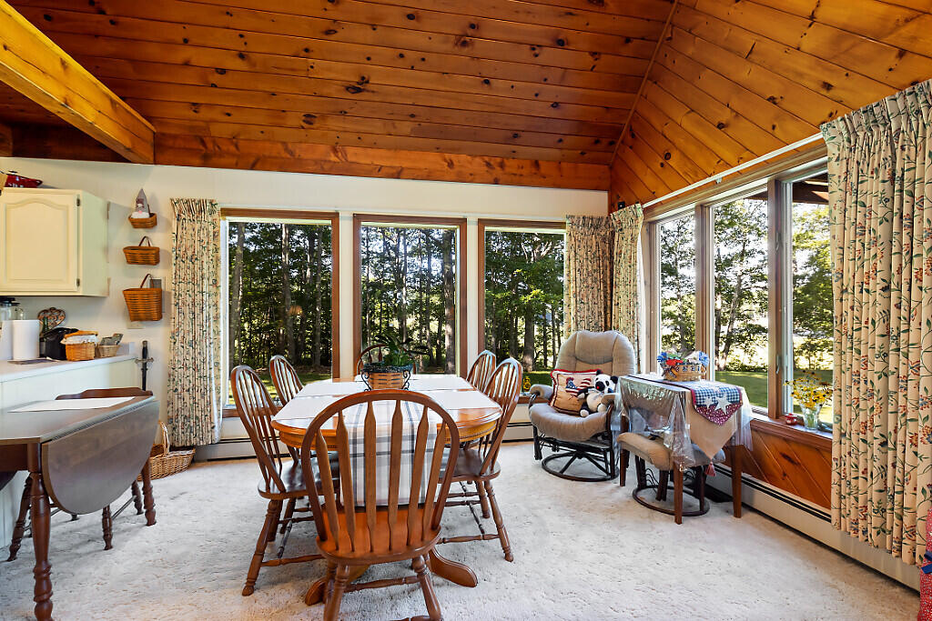 691 Middle Road Dresden ME 04342