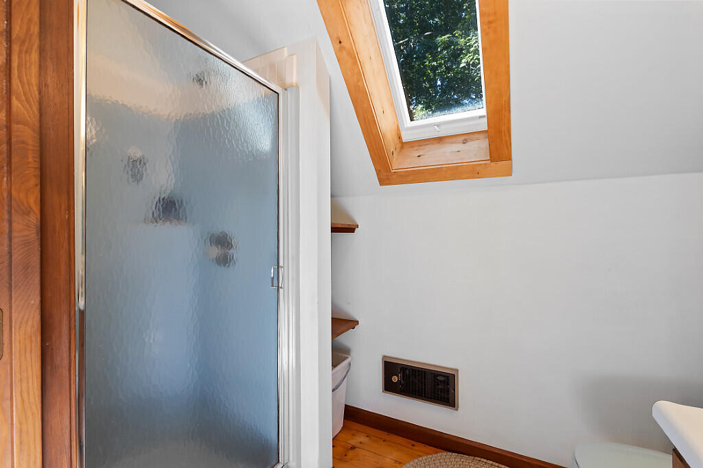 691 Middle Road Dresden ME 04342