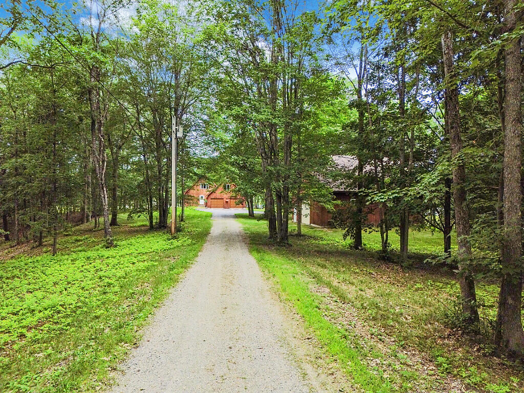 691 Middle Road Dresden ME 04342