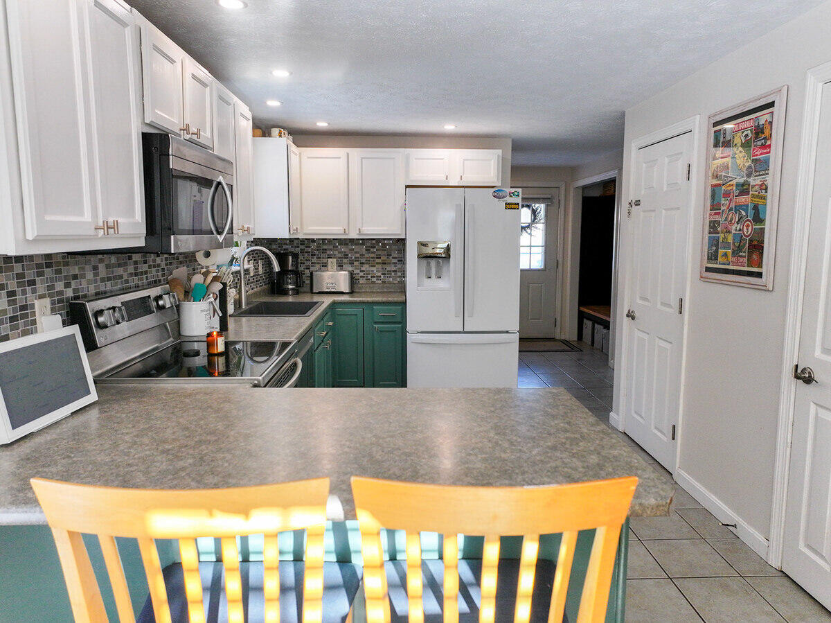 9 Willow Circle Lisbon ME 04250