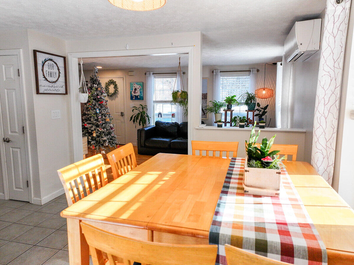 9 Willow Circle Lisbon ME 04250