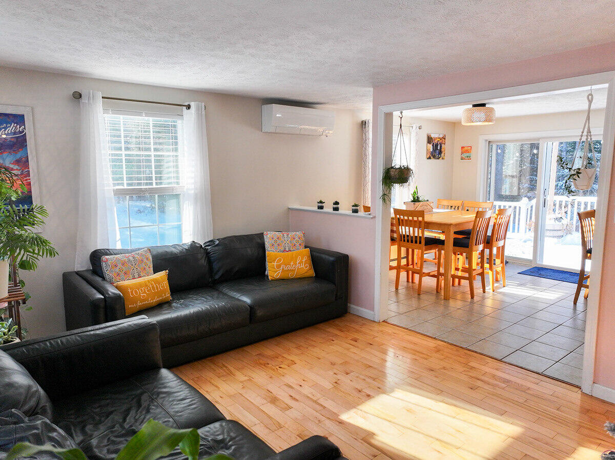 9 Willow Circle Lisbon ME 04250