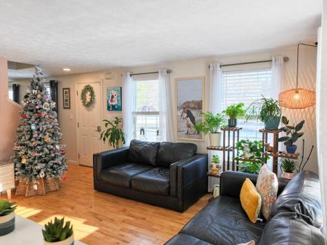 9 Willow Circle Lisbon ME 04250