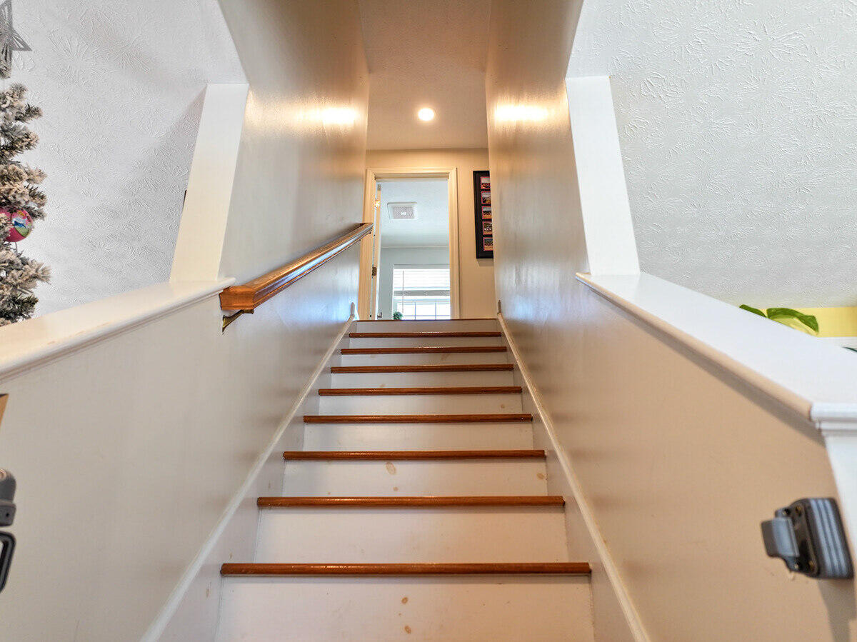 9 Willow Circle Lisbon ME 04250