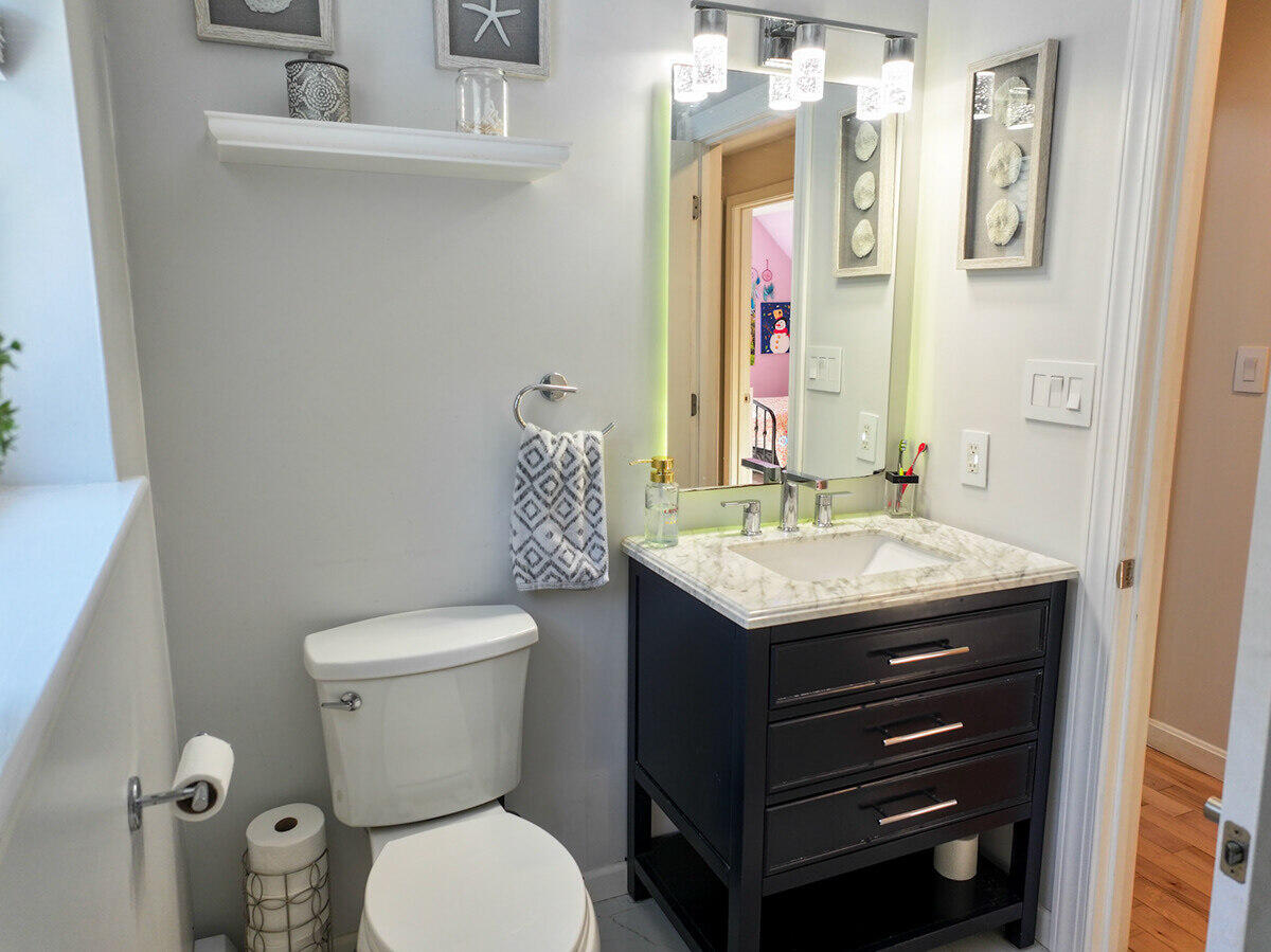 9 Willow Circle Lisbon ME 04250