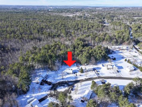 9 Willow Circle Lisbon ME 04250