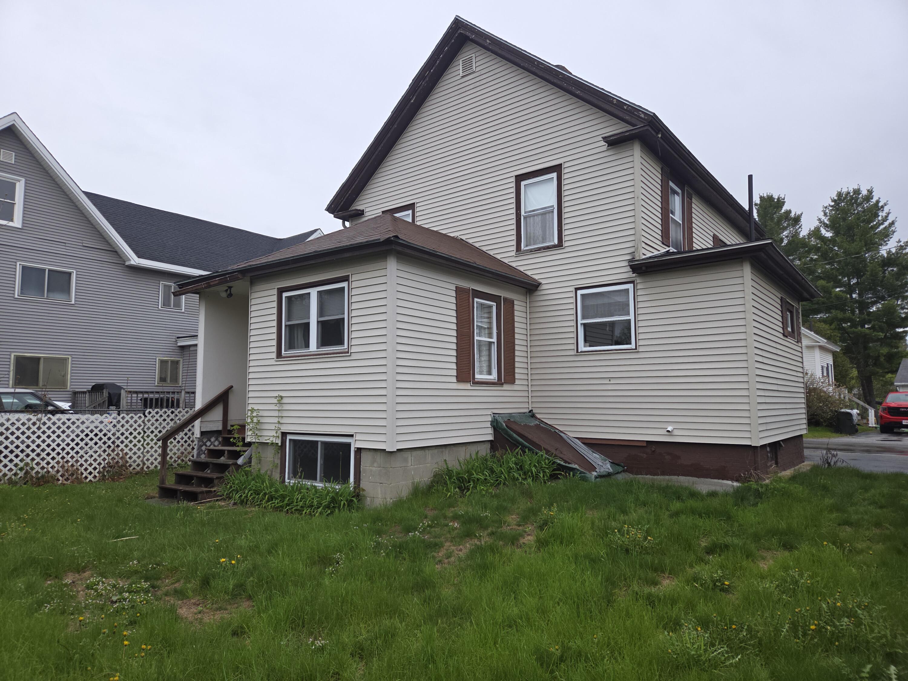 5 Doyle Court Brewer ME 04412