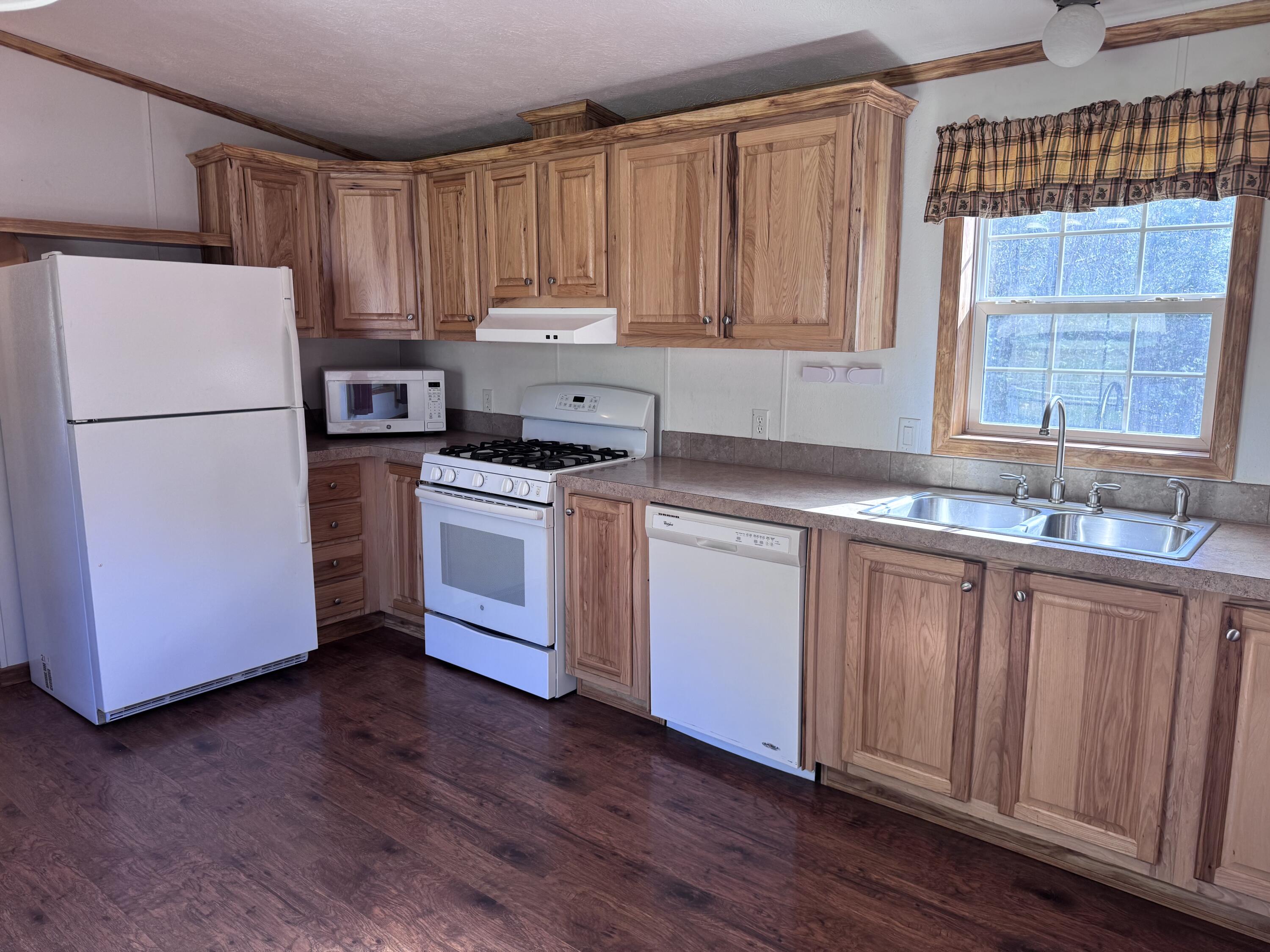 1676 Hudson Road Hudson ME 04449