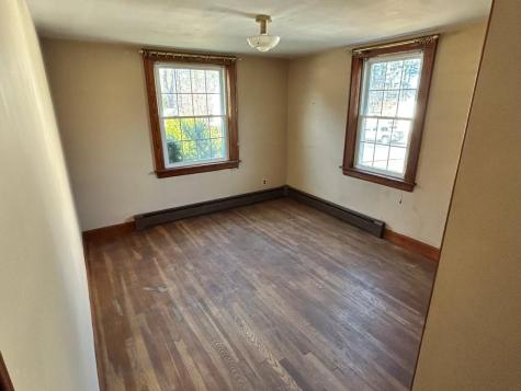 52 Tilton Avenue Kittery ME 03904