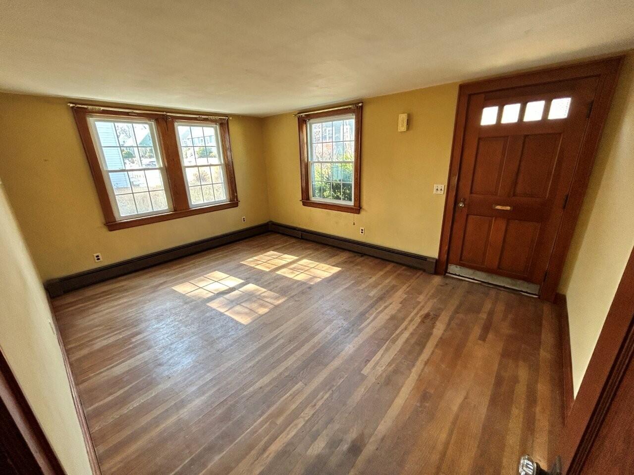 52 Tilton Avenue Kittery ME 03904