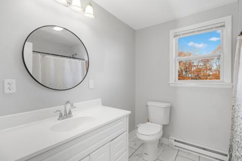 100 Parks Road Richmond ME 04357