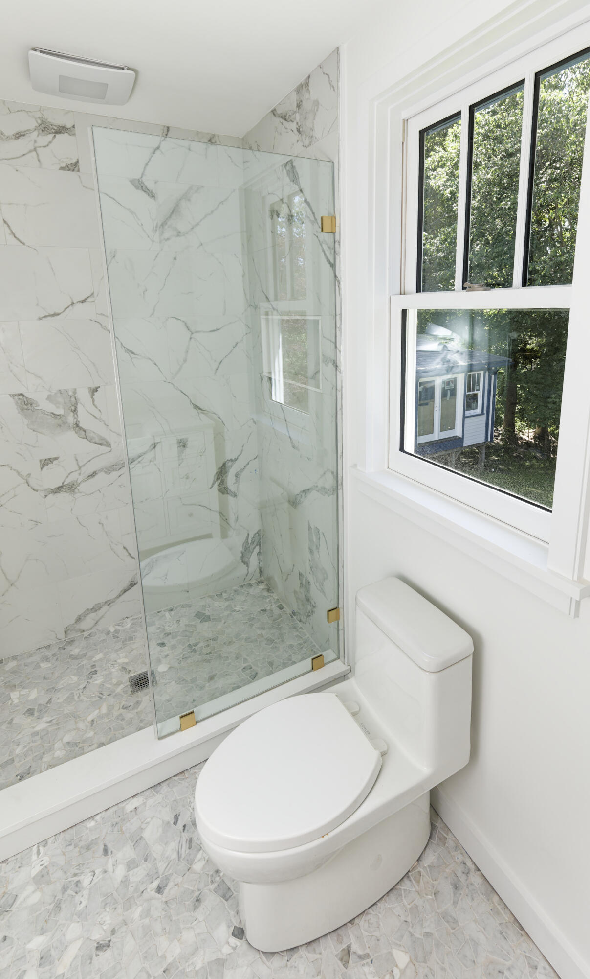 239 Ocean Point Road Boothbay ME 04544