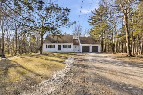 32 Merritt Road Harpswell ME 04079