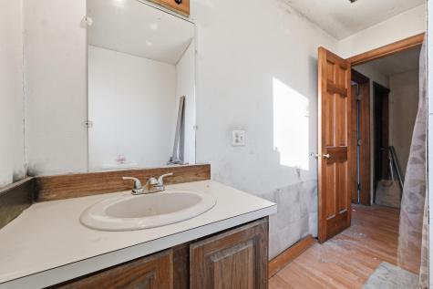 32 Merritt Road Harpswell ME 04079